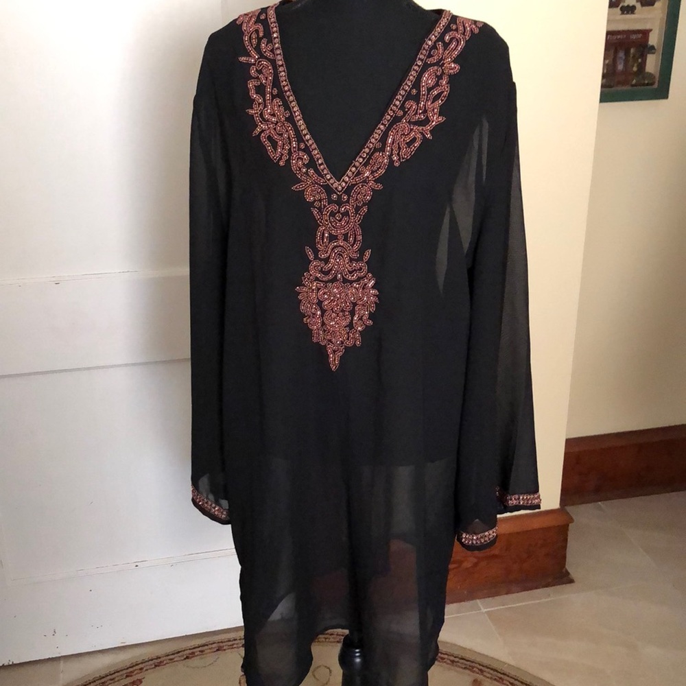Always for Me tunic blouse. Ptp 25” length 37”